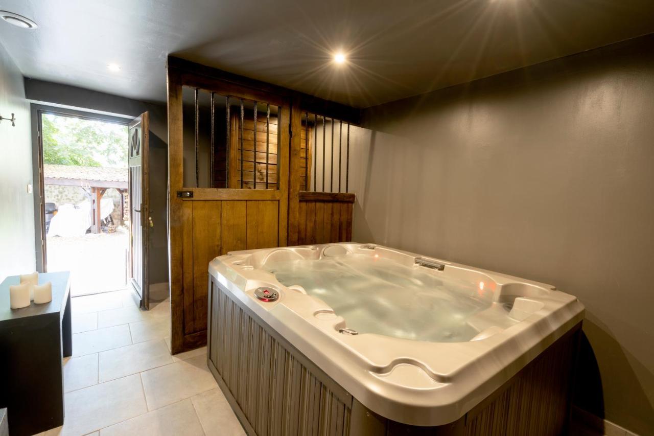 Doudeauville Domaine De La Course Bed & Breakfast エクステリア 写真